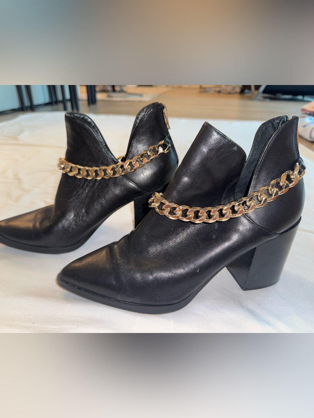 Steve Madden Black Chain Ankle Boots Pointed Toe Block Heel Booties Women’s